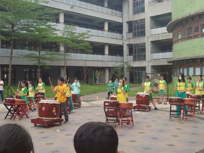 5月6日（二）孩子們為媽媽演出--鑼鼓喧天(另開新視窗)