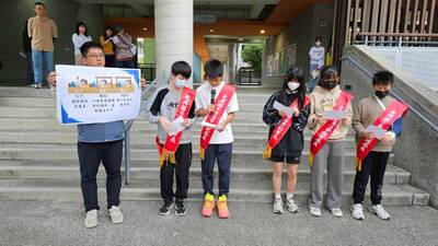 1141231朝會頒獎圖片