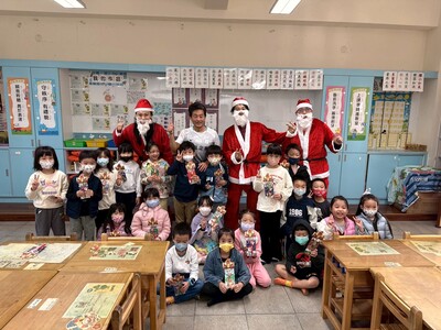 1141224家長會聖誕活動(另開新視窗)